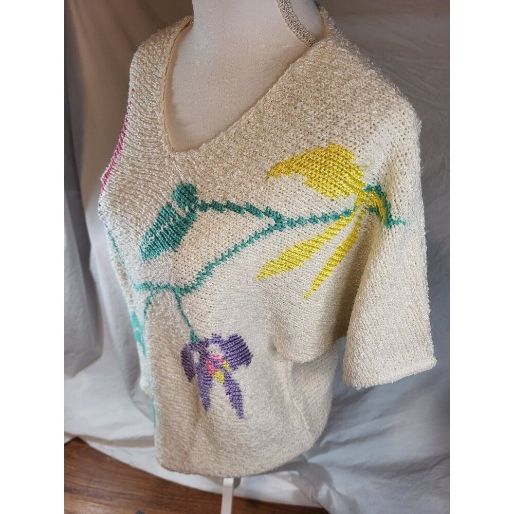 Vge Campus Casuals Rayon Blend Short Sleeve‎ Sweater Size M Floral - Picture 3 of 5
